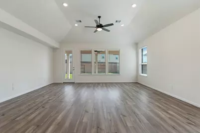 12934 Basswood Summit Dr, Houston, TX 77044 - Photo 5