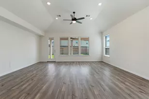 12934 Basswood Smt Dr, Houston, TX 77044 - Photo 5