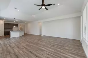 12934 Basswood Smt Dr, Houston, TX 77044 - Photo 9