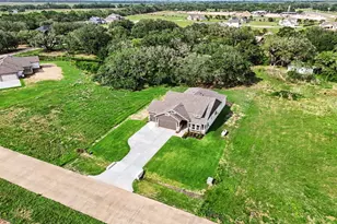 16 Cattle Dr, Bay City, TX 77414 - Photo 37