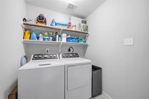 910 Hillstar St, Houston, TX 77009 - Photo 19