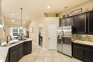 16707 Lavon Lake Ln, Houston, TX 77044 - Photo 11
