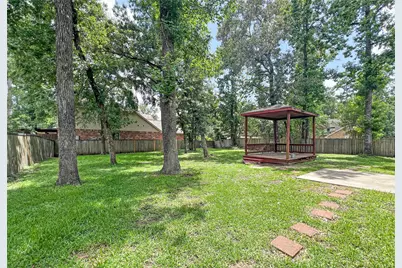 43 W Spindle Tree Circle, The Woodlands, TX 77382 - Photo 27