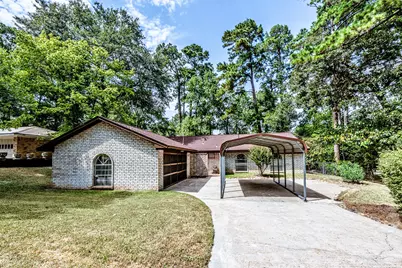 323 Park Hill Street, Huntsville, TX 77340 - Photo 1
