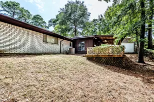 323 Parkhill St, Huntsville, TX 77340 - Photo 21