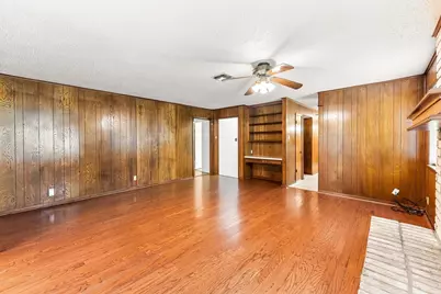 323 Park Hill Street, Huntsville, TX 77340 - Photo 3