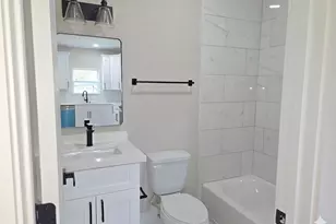 7830 Woodlyn Rd, Houston, TX 77028 - Photo 7