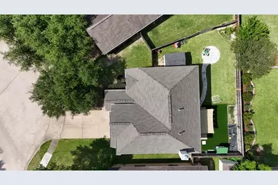10054 Rio Bravo Road, Houston, TX 77064 - Photo 7
