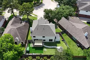 10054 Rio Bravo Rd, Houston, TX 77064 - Photo 5