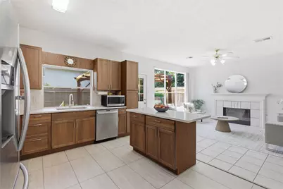 10054 Rio Bravo Road, Houston, TX 77064 - Photo 17