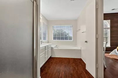 10054 Rio Bravo Road, Houston, TX 77064 - Photo 25
