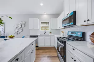 7318 Victoria St, Houston, TX 77020 - Photo 9