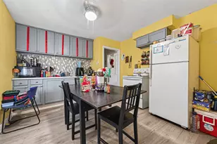 7355 Iwo Jima Rd, Houston, TX 77033 - Photo 11