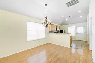 10834 Windfern Lakes St, Houston, TX 77064 - Photo 3