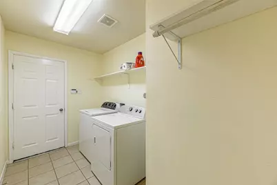 10834 Windfern Lakes Street, Houston, TX 77064 - Photo 17