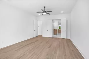 1918 Cathedral Bend Drive, Missouri City, TX 77459 - Photo 15