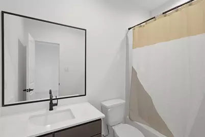 326 Eastwood Street, Houston, TX 77011 - Photo 19