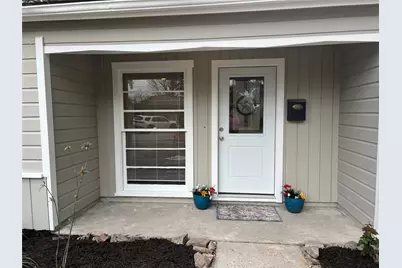 56 Trenwood Lane, Houston, TX 77022 - Photo 3