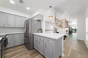 717 Davis Rd, League City, TX 77573 - Photo 9