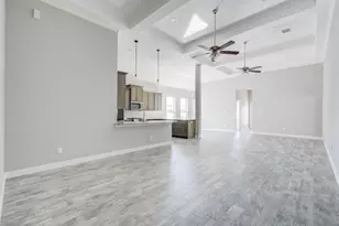 610 Rain Cloud Dr, Baytown, TX 77523 - Photo 25