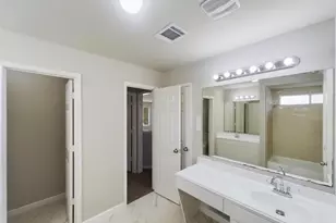 10102 Elder Mill Ln, Sugar Land, TX 77498 - Photo 31