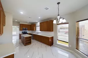 10102 Elder Mill Ln, Sugar Land, TX 77498 - Photo 13