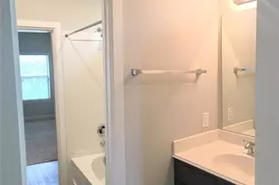 285 Woodland Hills Dr, Conroe, TX 77303 - Photo 9