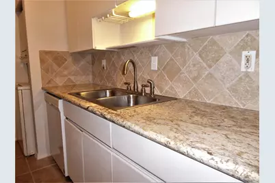 9707 Richmond Avenue #67, Houston, TX 77042 - Photo 5