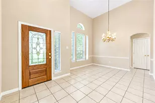 3835 Heritage Colony Dr, Missouri City, TX 77459 - Photo 3