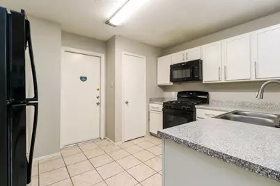 11710 Sandy Stream Drive, Tomball, TX 77375 - Photo 9