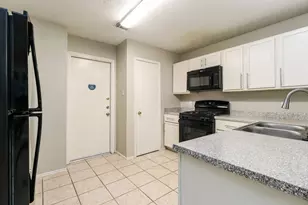 11710 Sandy Stream Dr, Tomball, TX 77375 - Photo 9