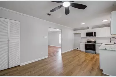 16527 Quail Dale Drive, Houston, TX 77489 - Photo 11