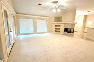 11010 Watson Mill Ct, Sugar Land, TX 77498 - Photo 3