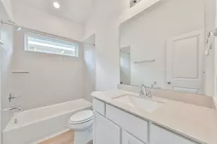3015 King Oaks St, Baytown, TX 77251 - Photo 21