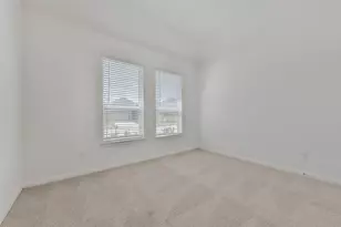 3015 King Oaks St, Baytown, TX 77251 - Photo 17