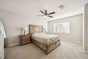 15910 Park Center Dr, Houston, TX 77059 - Photo 19