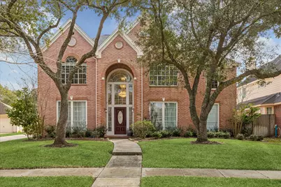 15910 Park Center Drive, Houston, TX 77059 - Photo 1