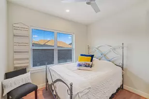5209 Allen St, Houston, TX 77007 - Photo 9