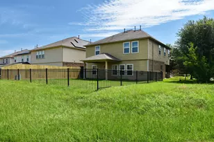 19211 Side Way, Tomball, TX 77375 - Photo 3