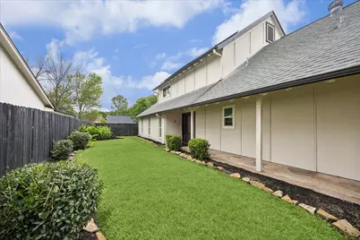 10602 Riverview Drive, Houston, TX 77042 - Photo 43