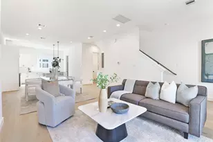 1020 W 15th 1/2 St, Houston, TX 77008 - Photo 1