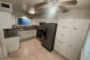 2210 Dorrington St, Houston, TX 77030 - Photo 7