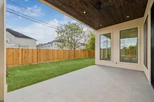 1807 Du Barry Ln, Houston, TX 77018 - Photo 23