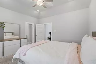 9946 Storehouse Dr, Houston, TX 77080 - Photo 13