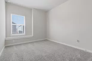 9946 Storehouse Dr, Houston, TX 77080 - Photo 19