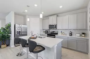 9946 Storehouse Dr, Houston, TX 77080 - Photo 9