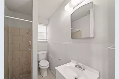 4319 Tiffany Drive, Houston, TX 77045 - Photo 9