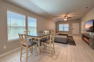 13313 Dalvay Beach Dr, Texas City, TX 77568 - Photo 5