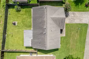 206 Kelly Ln, Baytown, TX 77521 - Photo 35