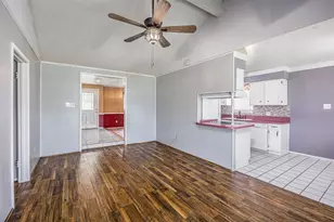 206 Kelly Ln, Baytown, TX 77521 - Photo 11